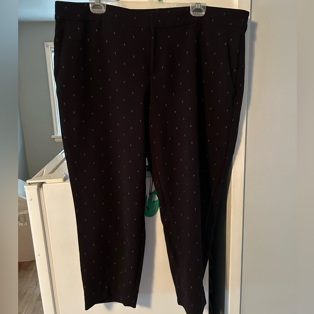 ✨Old Navy Anchor Print Harper Cropped Pants